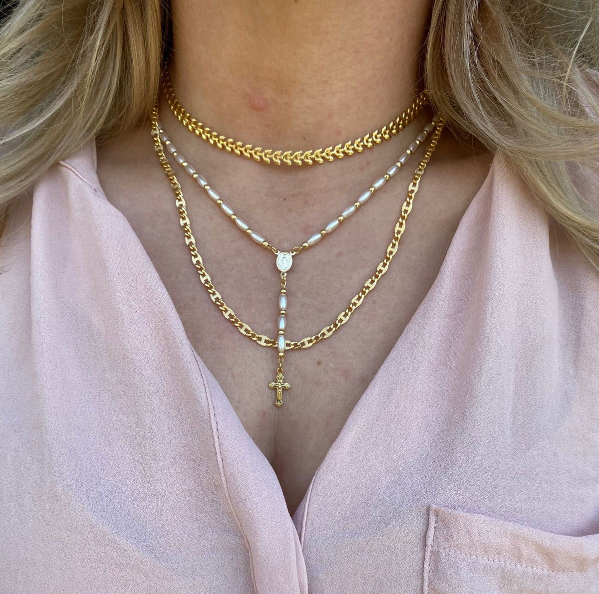 Diamond Cut Figaro Link Chain 4mm Necklace in 18K gold-filled, view 3