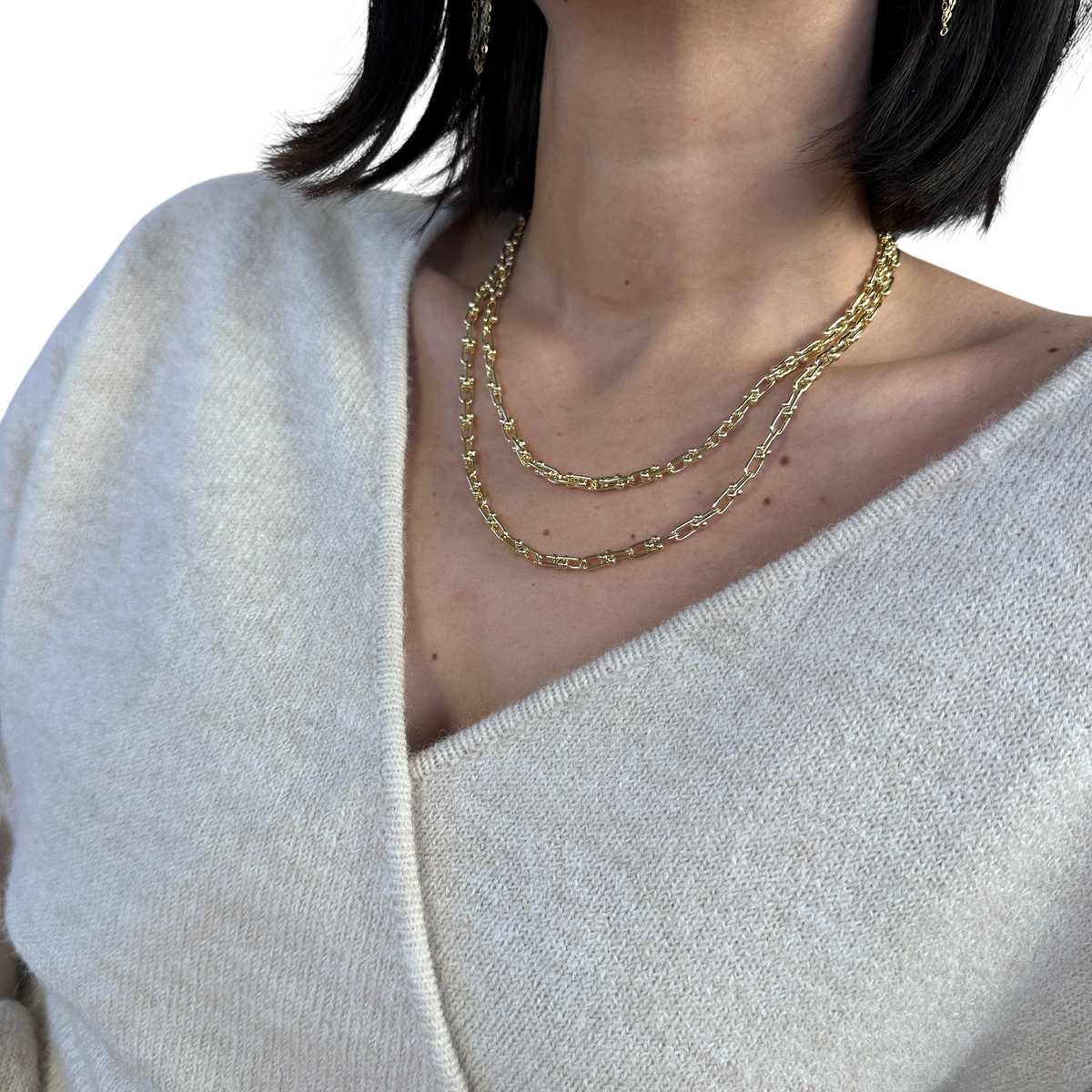 Graduated Ball Detail Link Chain Necklace in 18K gold-filled, view 3