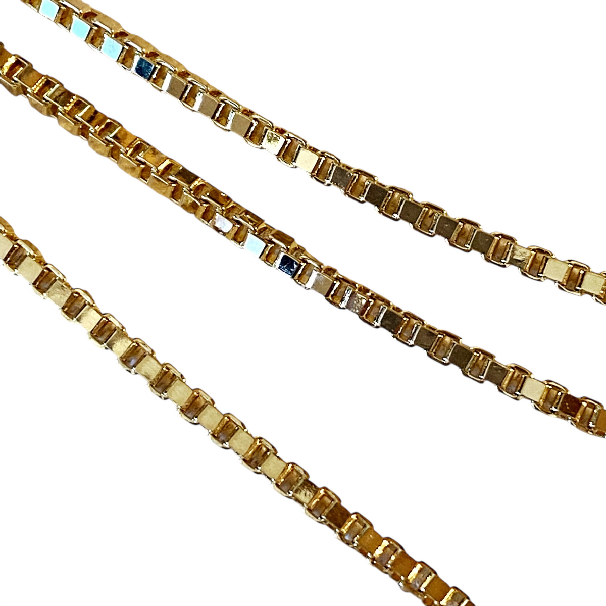 Box Chain 2mm Necklace in 18K gold-filled, view 2