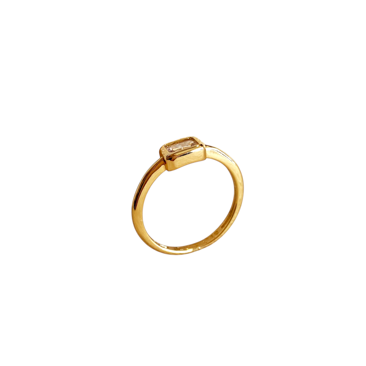 Solitaire Rectangle CZ Ring in 18K gold-filled