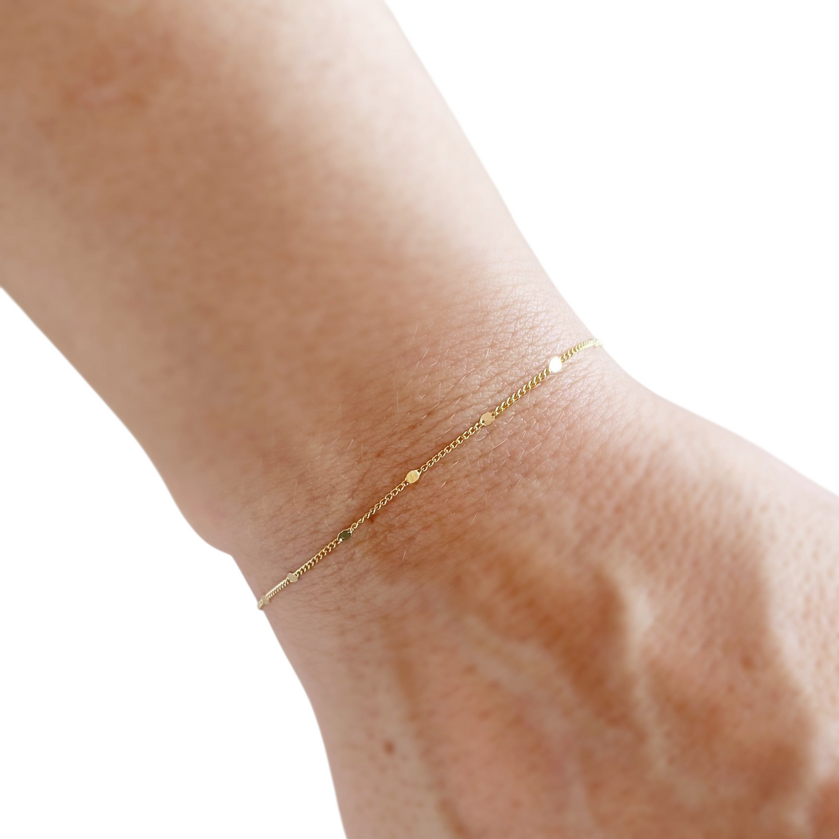 Pressed Curb Chain 1mm Bracelet in 18K gold-filled, view 2