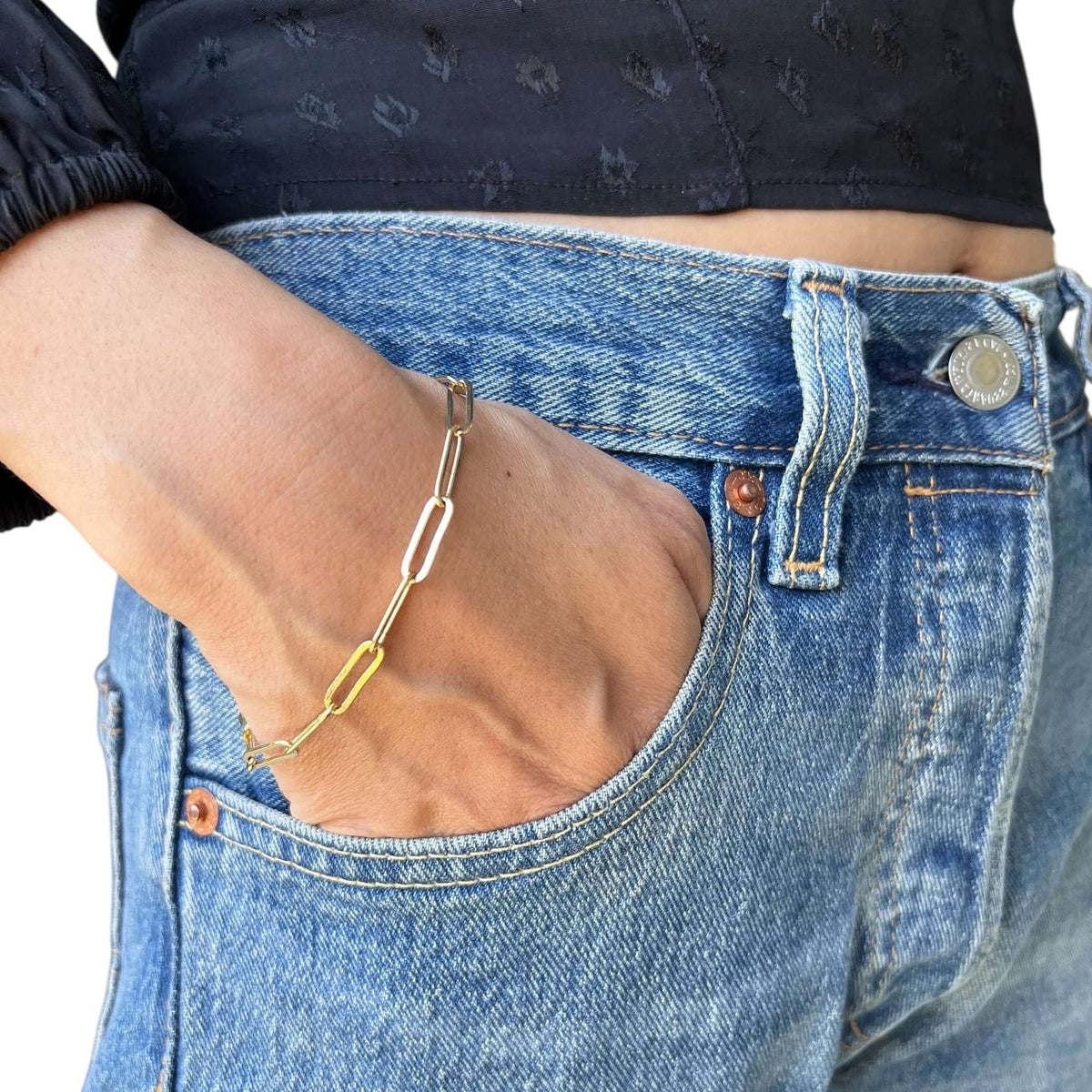 Classic Paperclip Link Chain 4.5mm Bracelet in 18K gold-filled, view 2