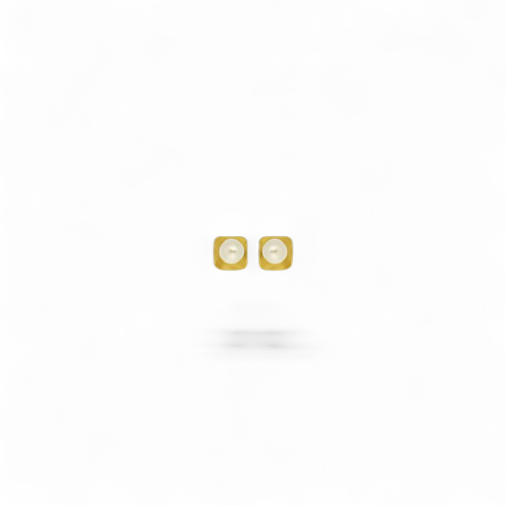4mm Pearl on Square Plate 18K Gold Filled Stud Earrings