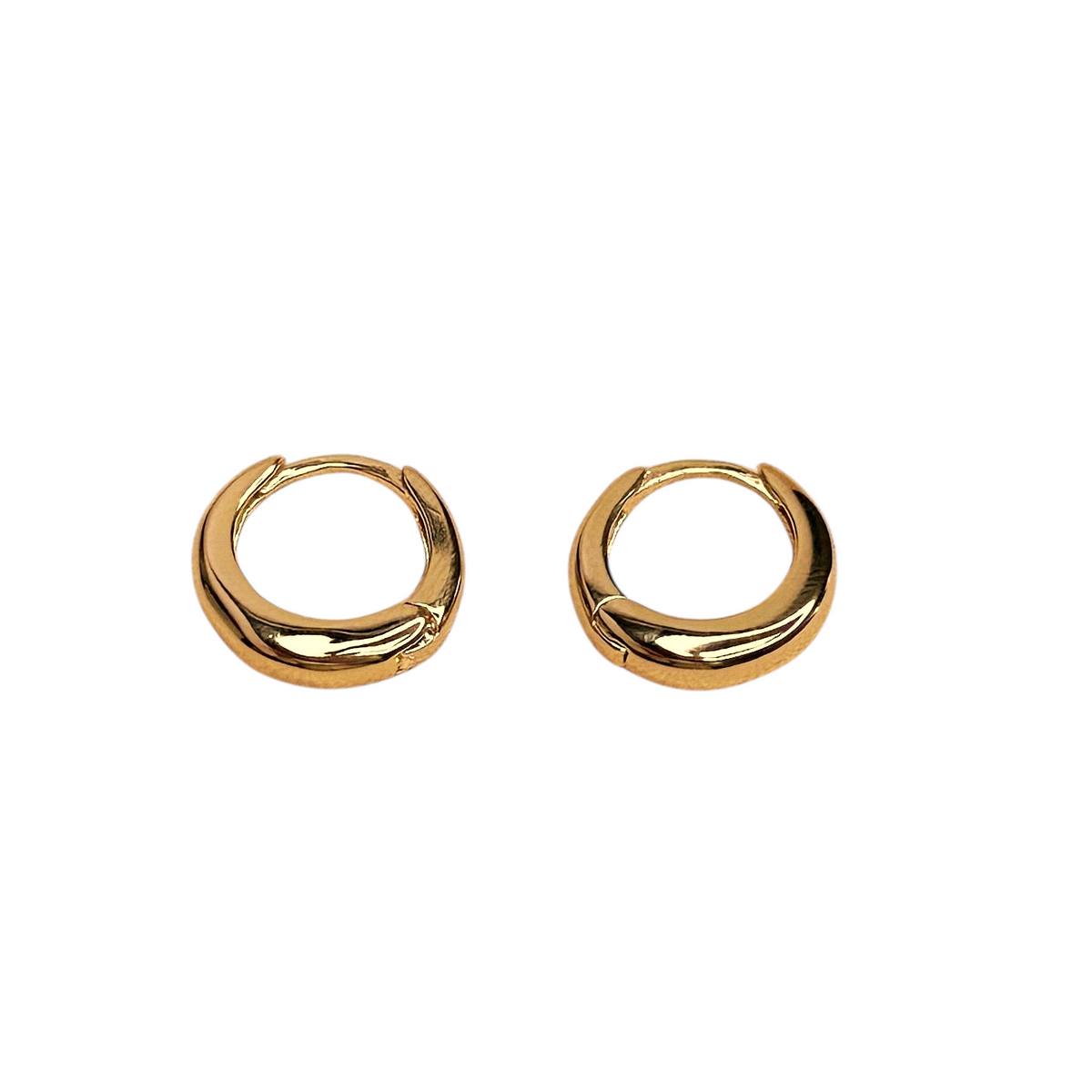 British Closure Huggie 12mm Hoop Earrings in 18K gold-filled