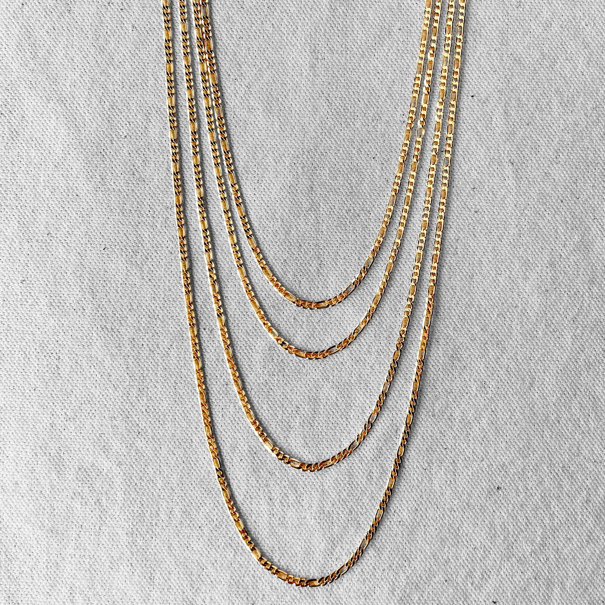Figaro Chain 2.5mm Necklace in 18K gold-filled, view 4