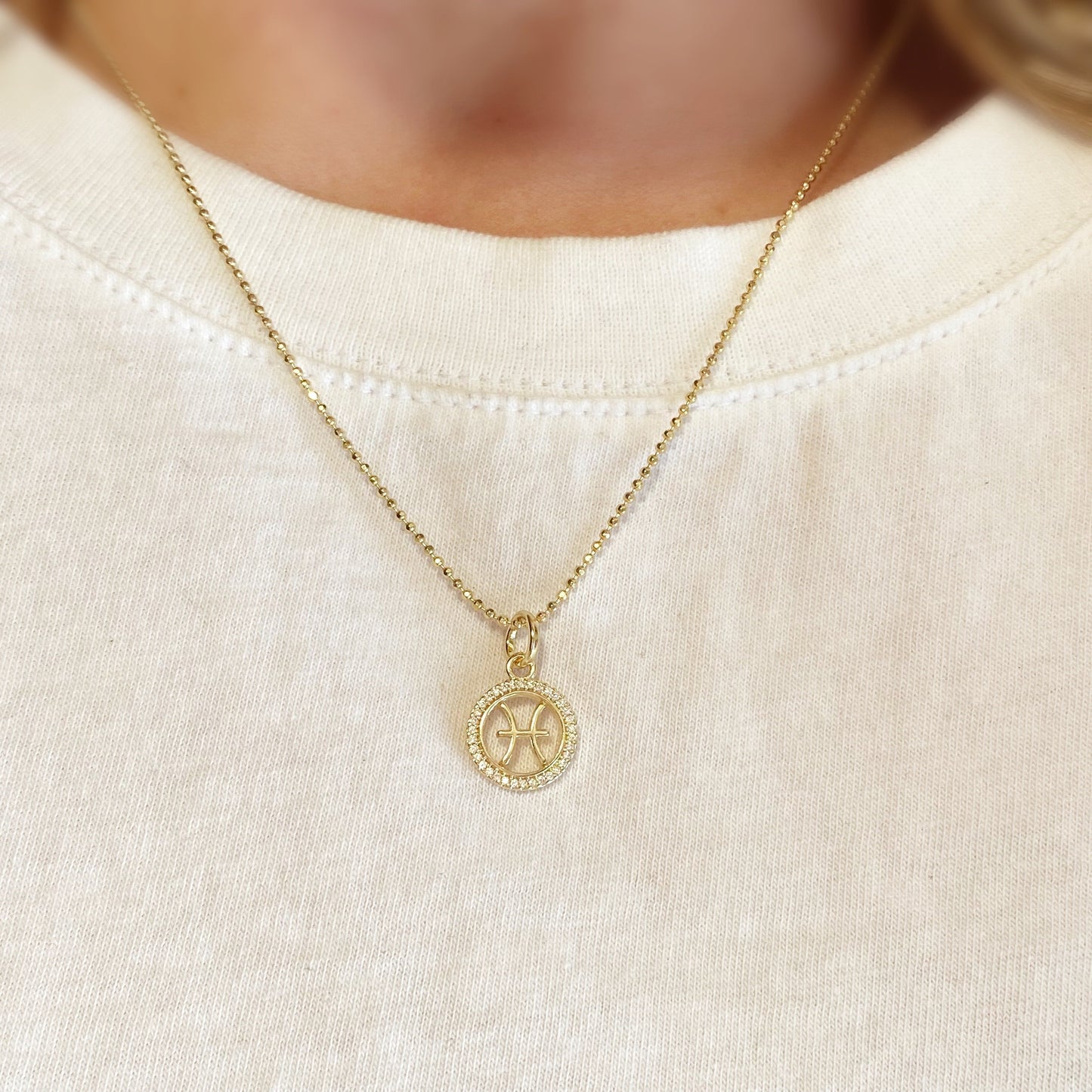 Skillus Pisces Zodiac Pendant on Model