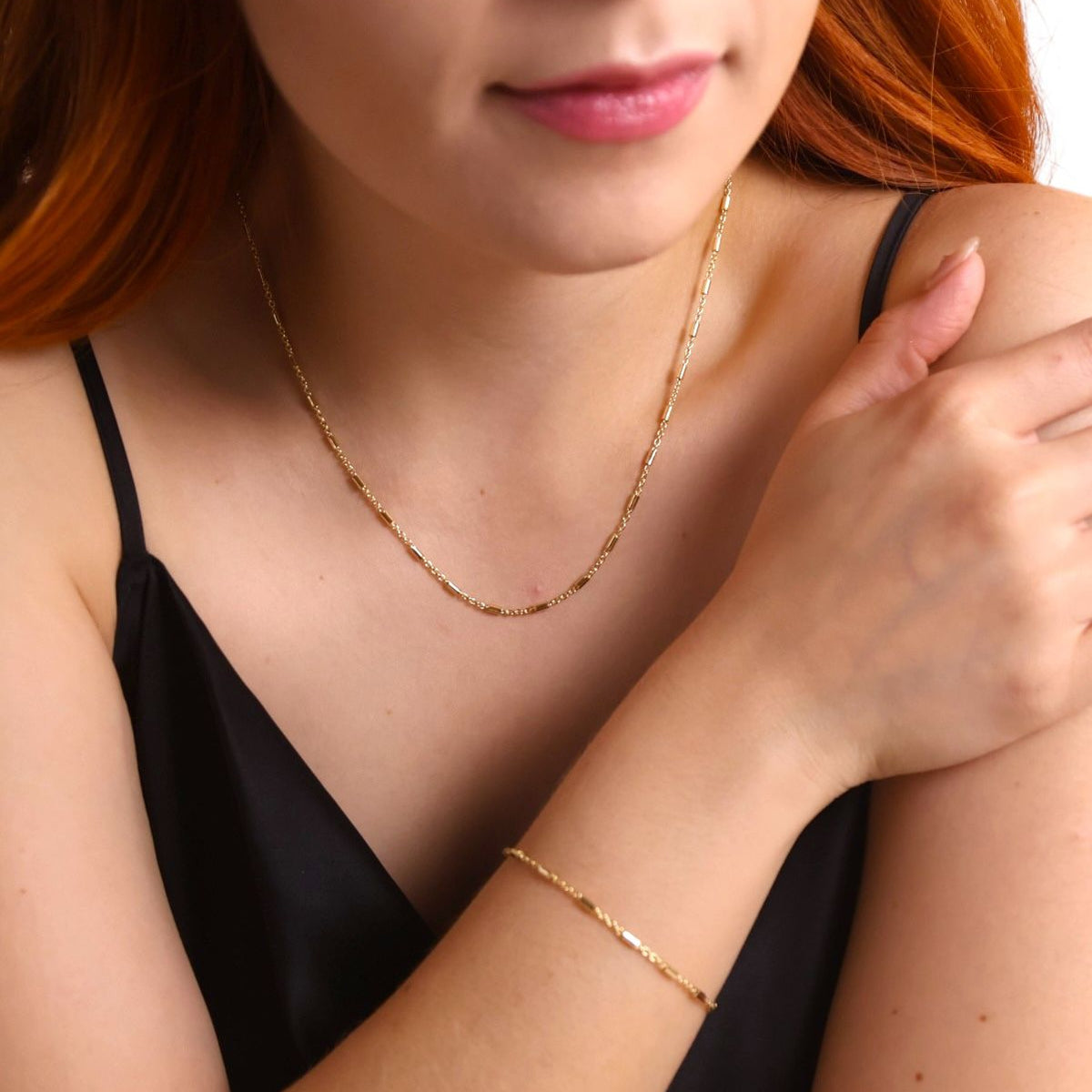 Tube Bar Cable Chain Necklace in 18K gold-filled, view 4