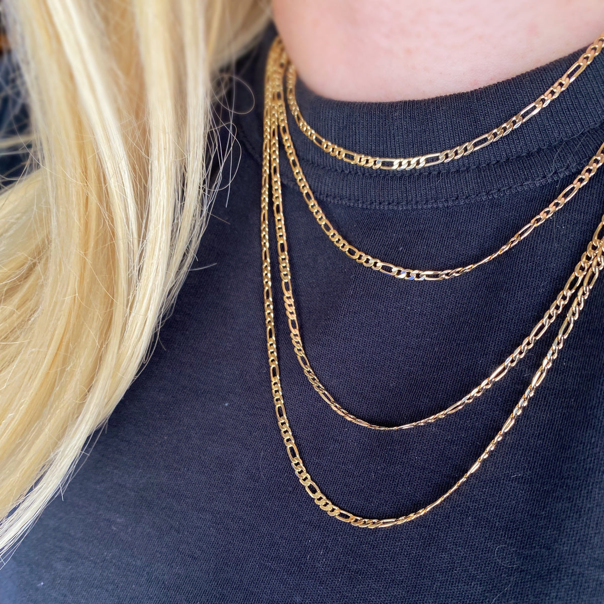 Figaro Chain 2.5mm Necklace in 18K gold-filled, view 3