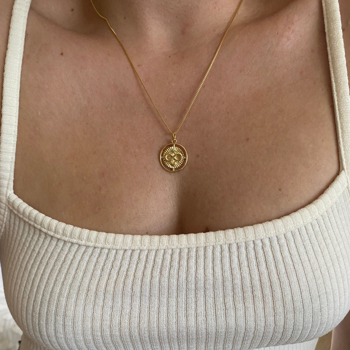 Infinity Star Heart Medallion 23mm Pendant in 18K gold-filled, view 4