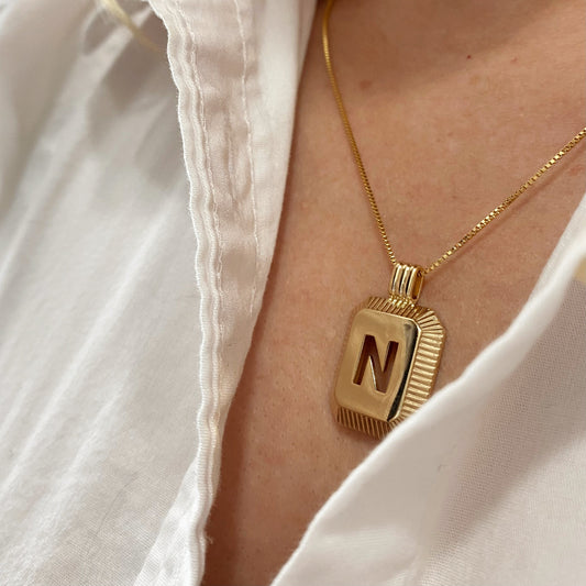skillus 18k Gold Filled Initial Dainty Pendant
