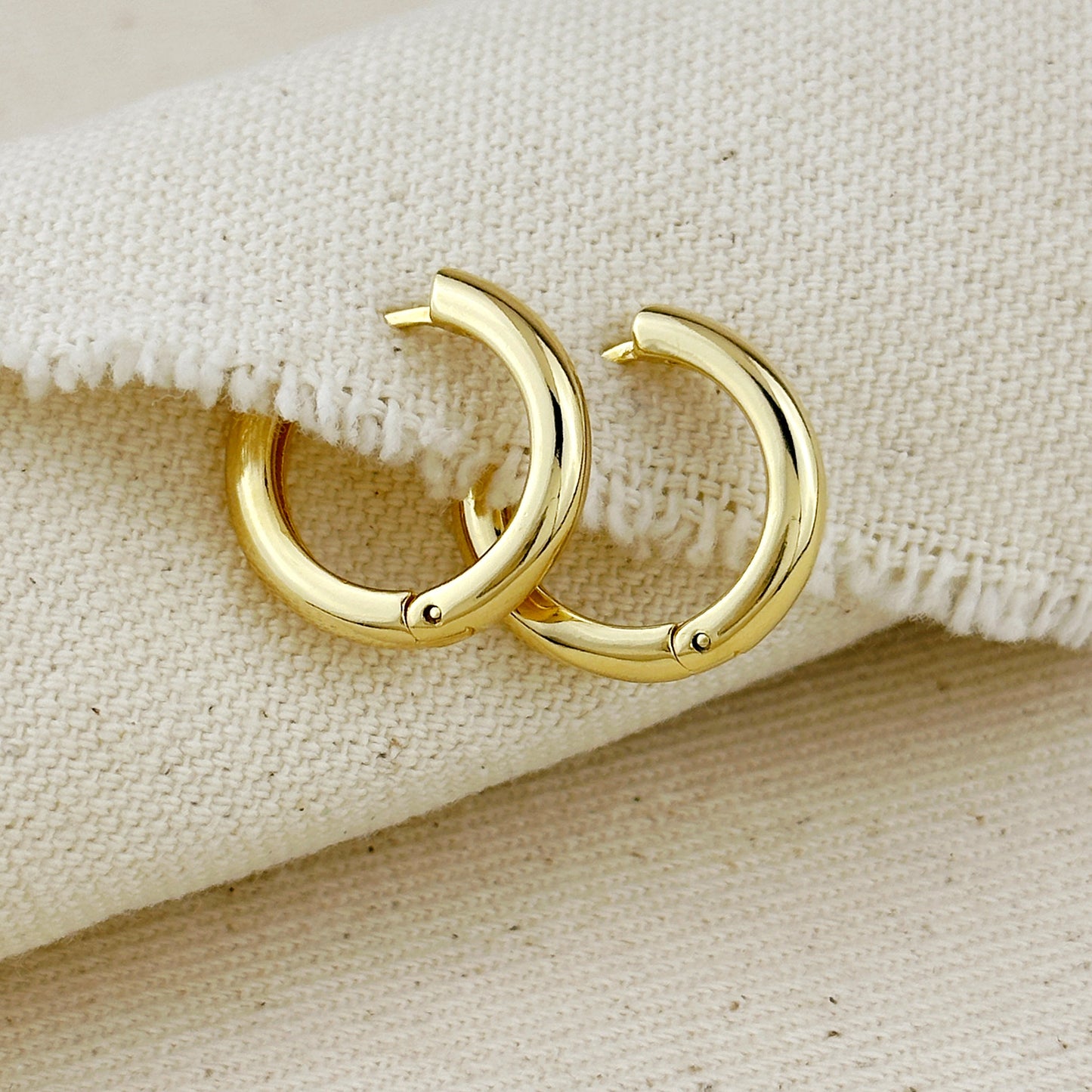 20mm Classic Huggie Hoop 18k Gold Filled Earrings