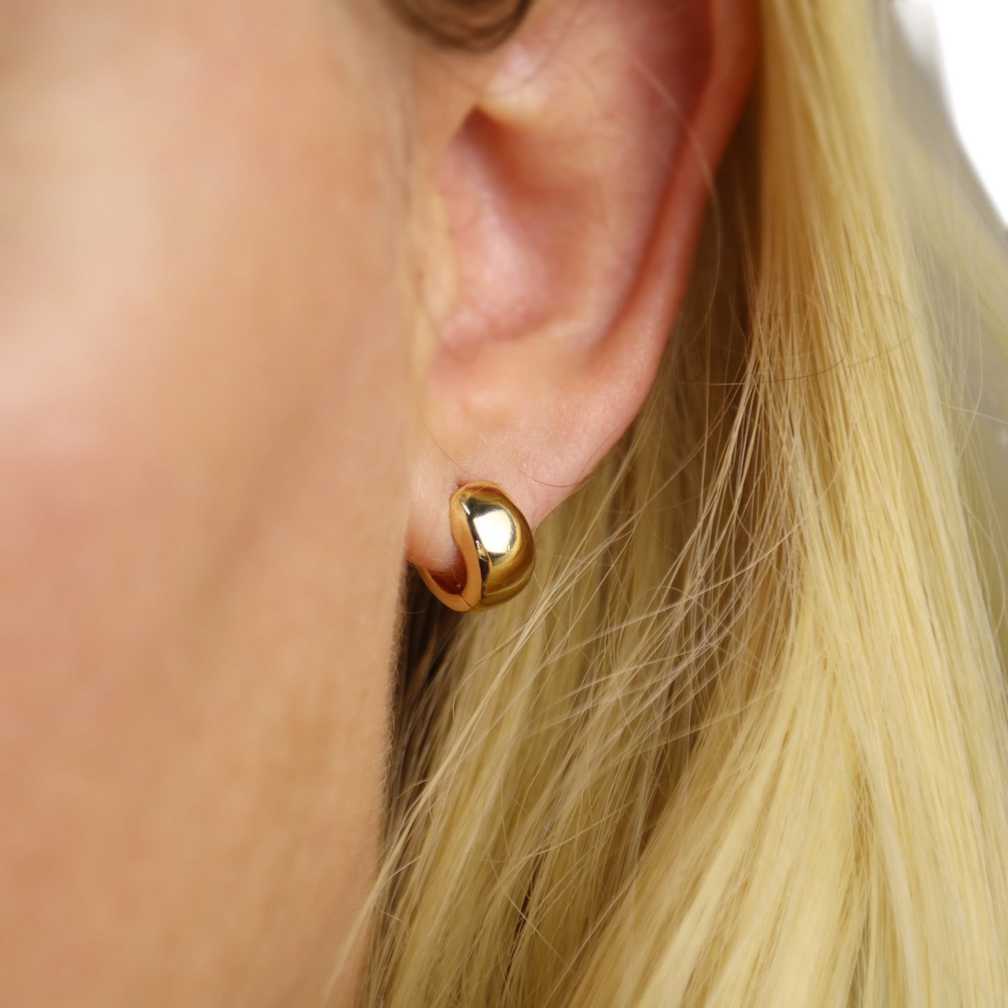 Bold Huggie Hoop 18k Gold Filled Earrings