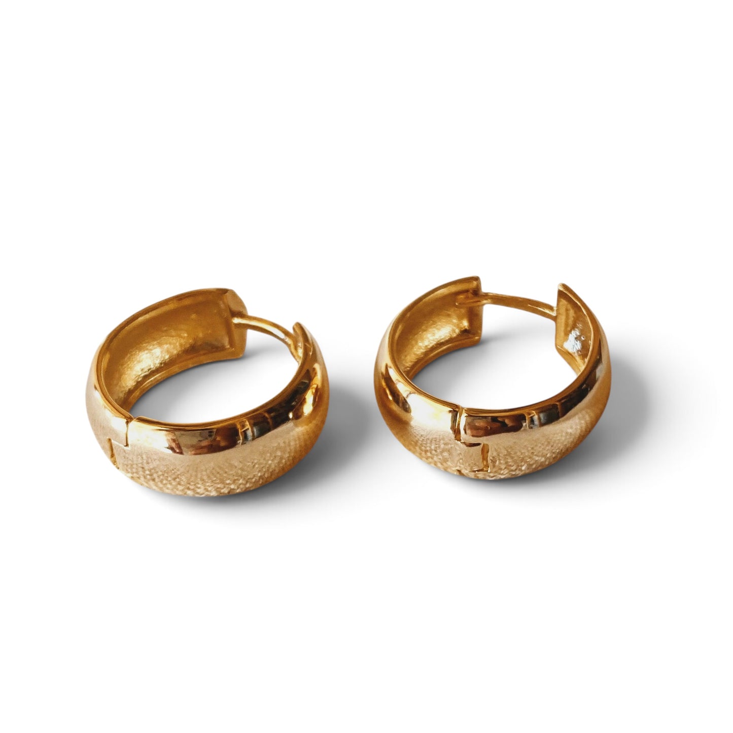 Chunky Huggie 22mm 18K Gold Filled Hoop Earrings