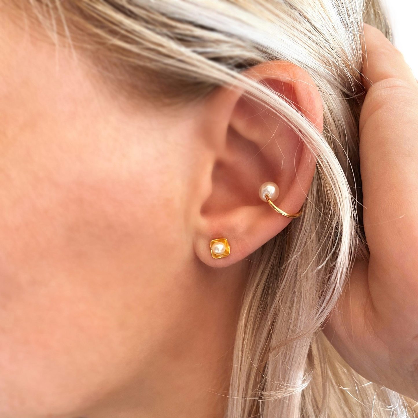 4mm Pearl on Square Plate 18K Gold Filled Stud Earrings