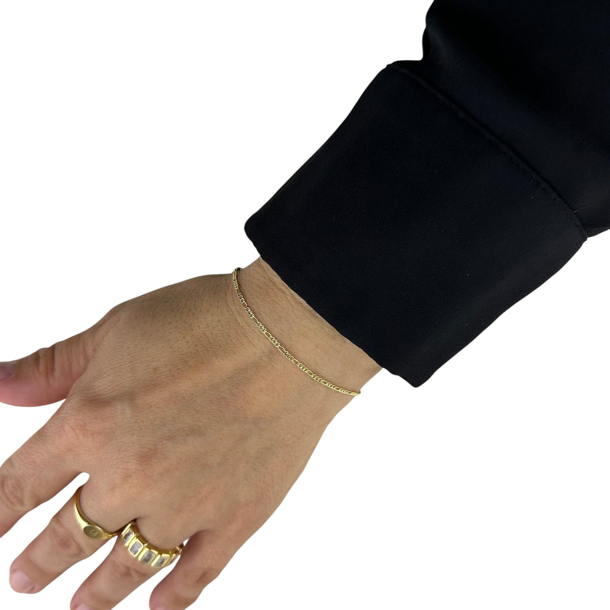Figaro Chain 1.5mm Bracelet in 18K gold-filled, view 3