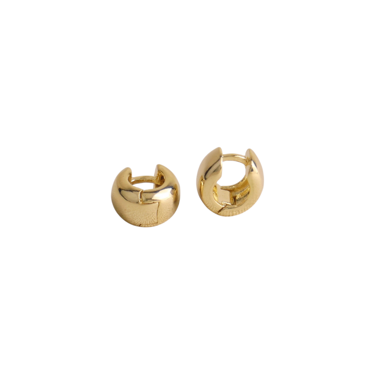 Bold Huggie Hoop 18k Gold Filled Earrings