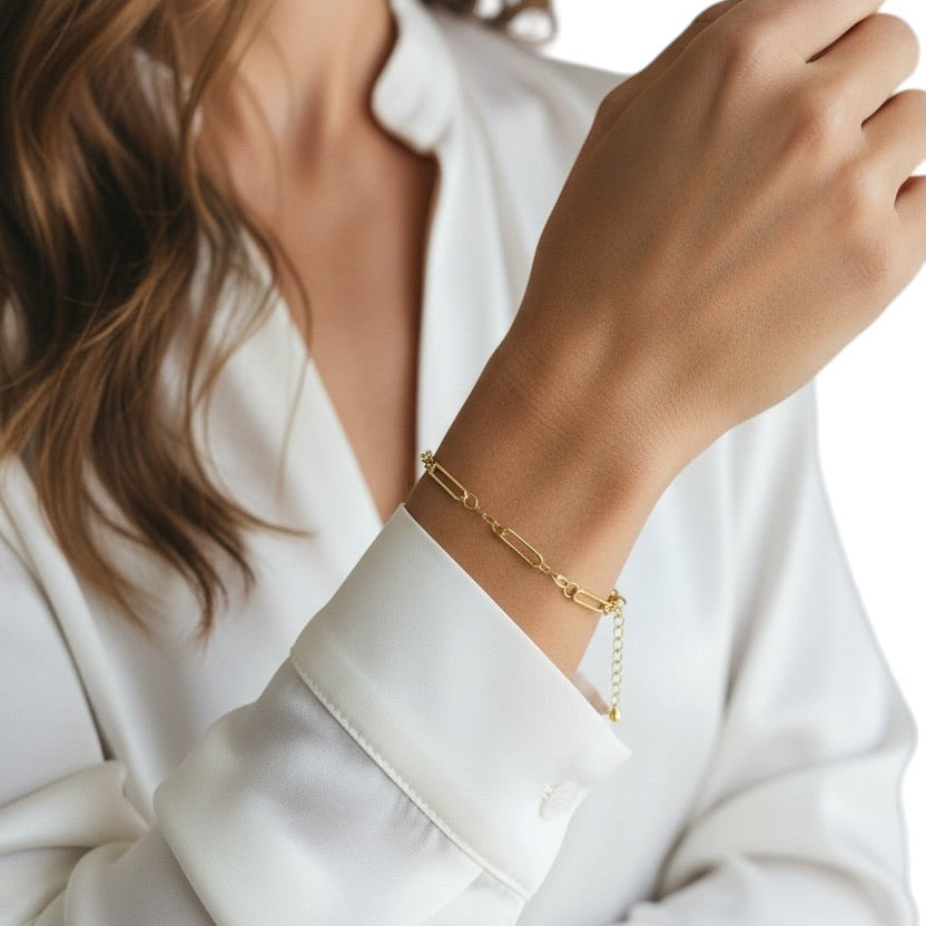Paperclip & Oval Link Bracelet in 18K gold-filled, view 3