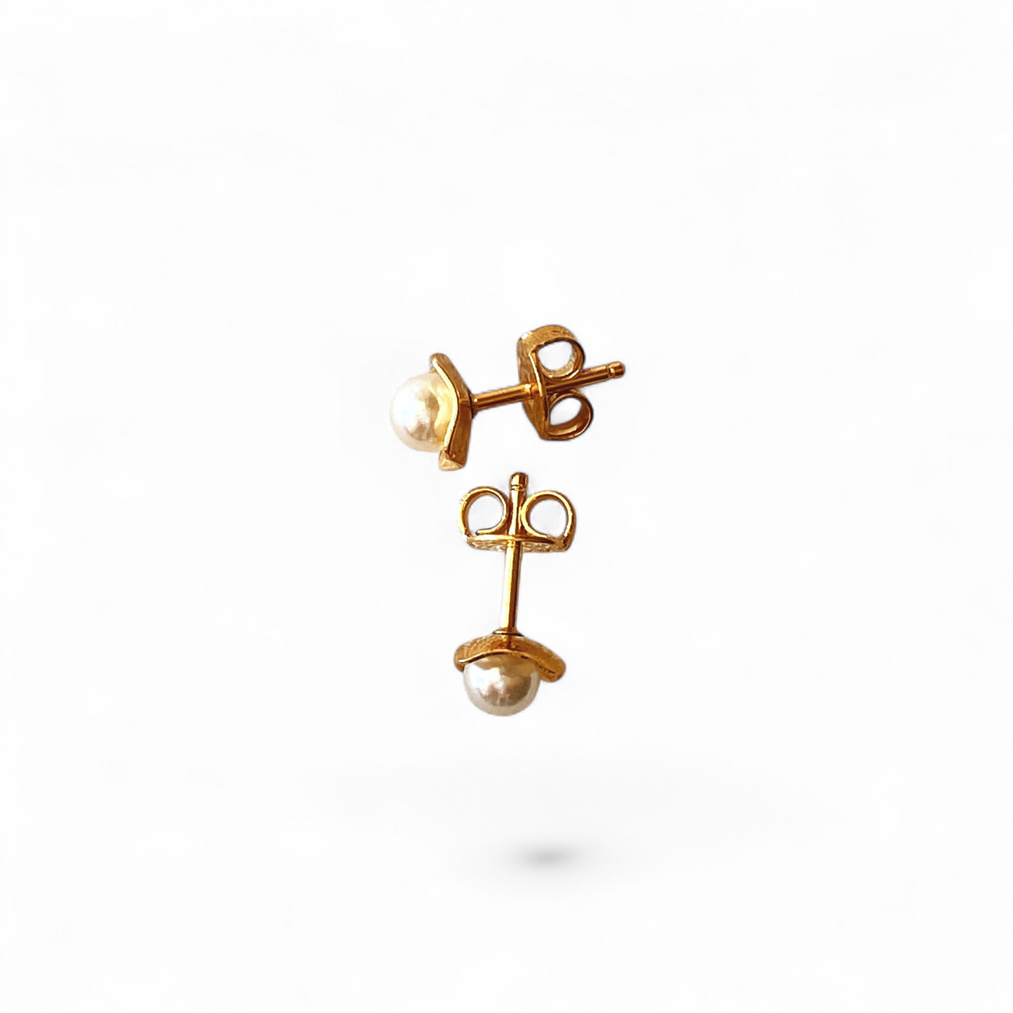 4mm Pearl on Square Plate 18K Gold Filled Stud Earrings
