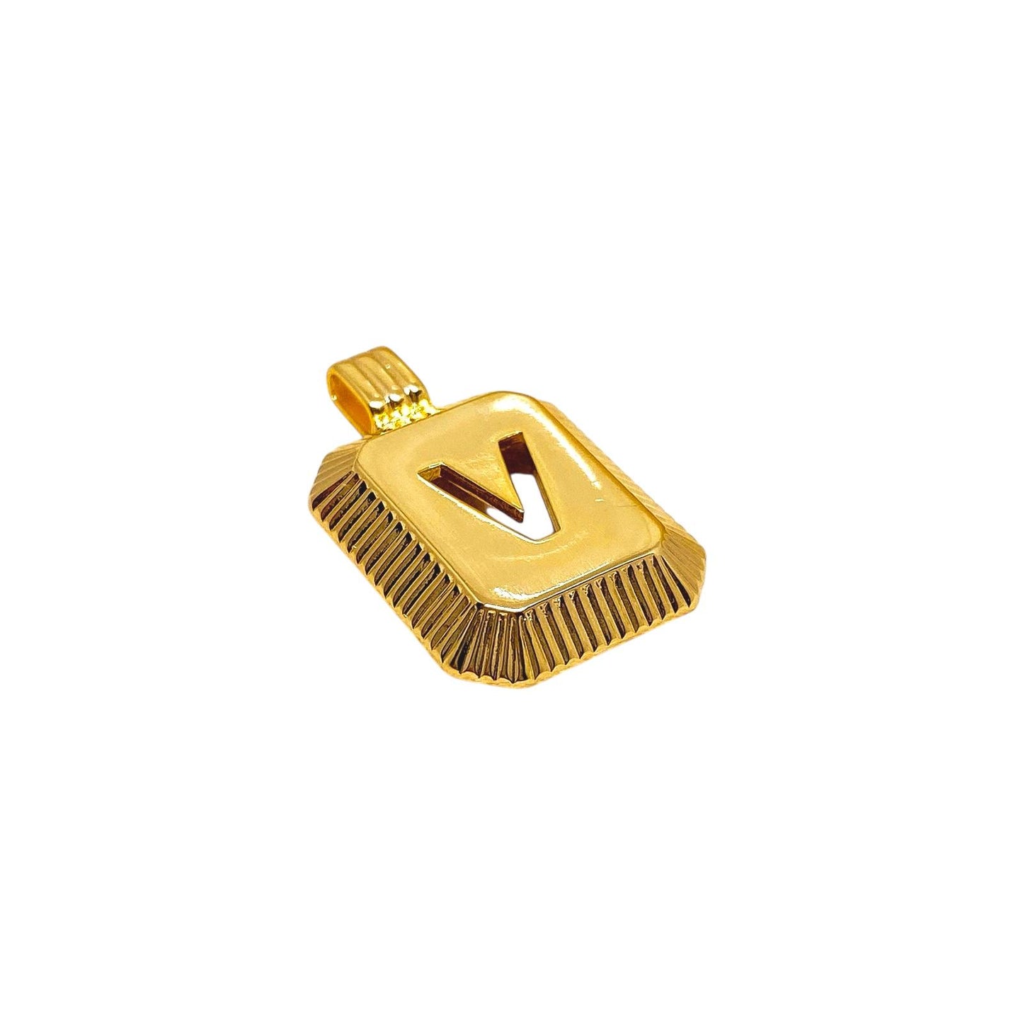 Skillus 18k Gold Filled Initial Letter V Pendant 
