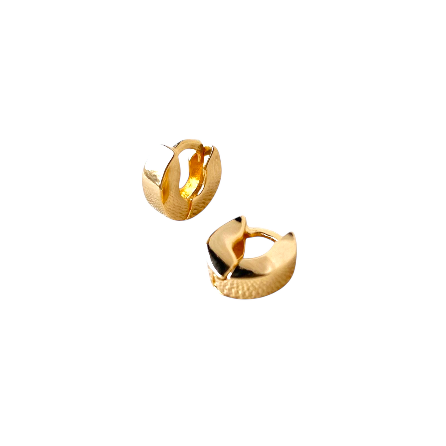 11mm Sleek Huggie Hoop 18K Gold Filled Earrings