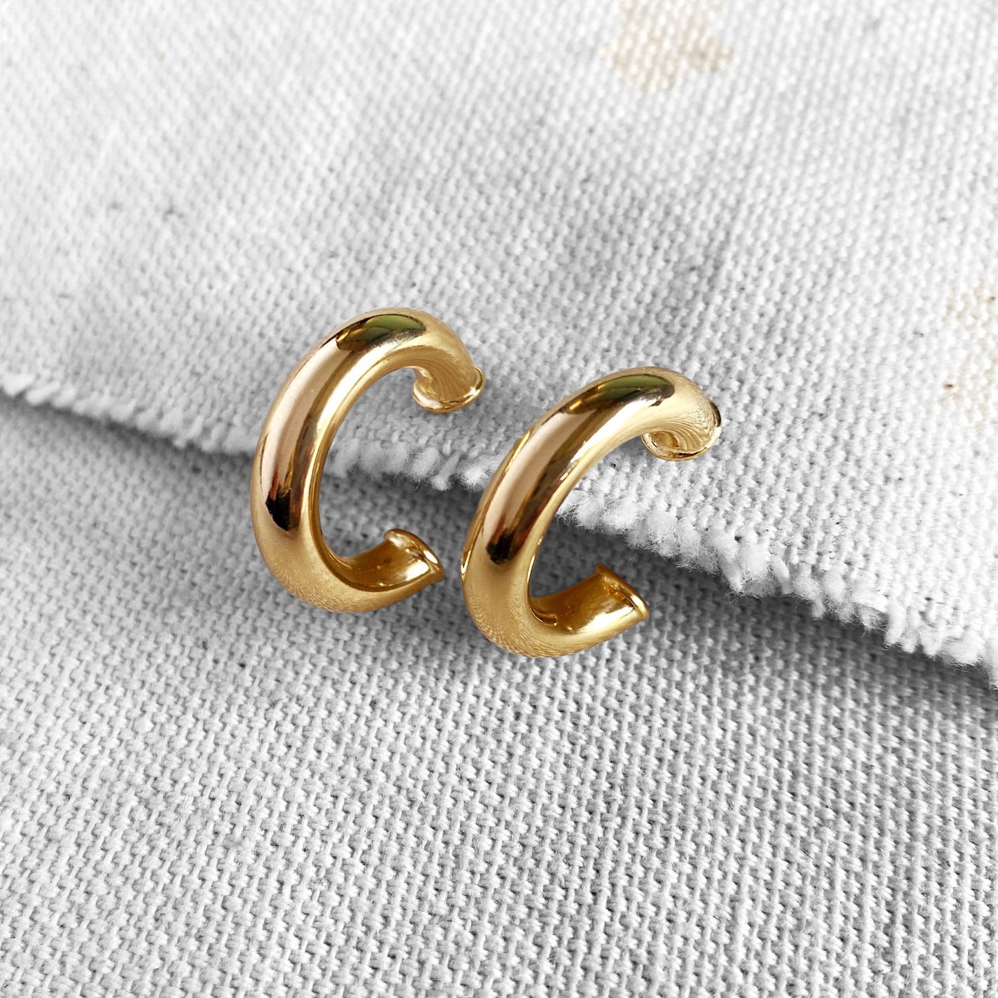 20mm Classic Tube Open Hoop 18k Gold Filled Earrings