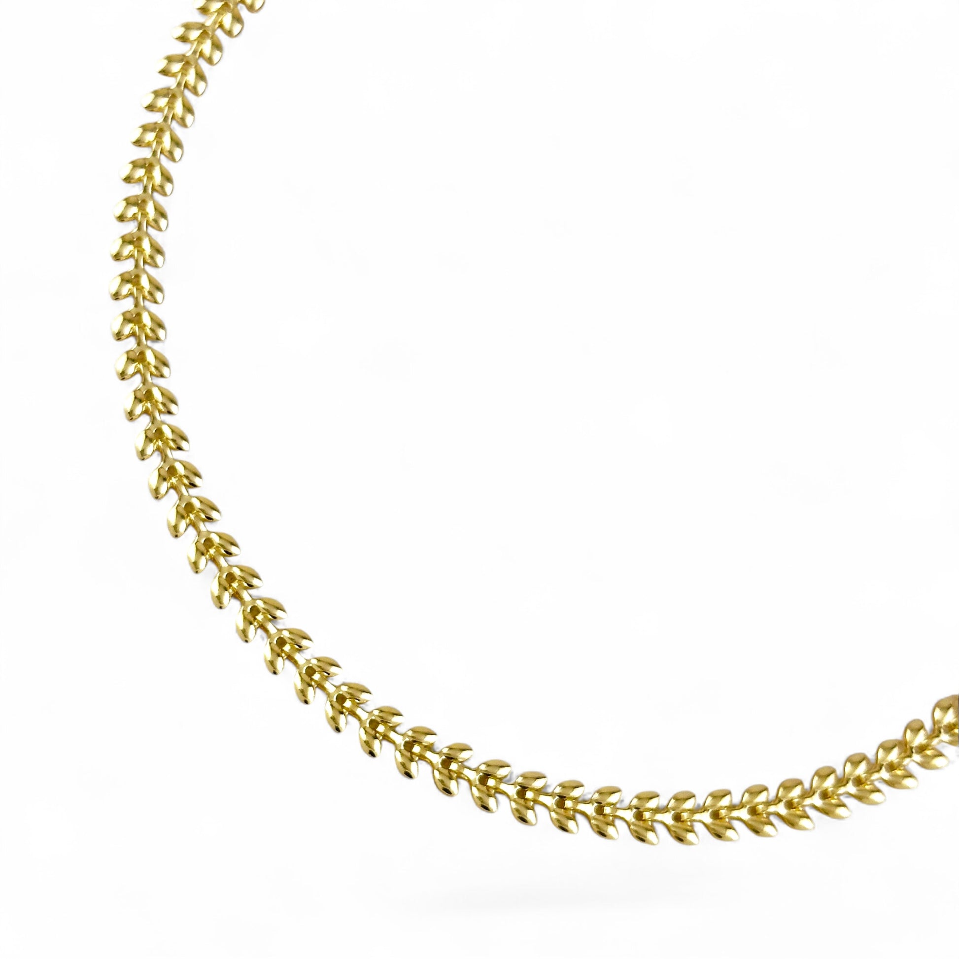 Leaf Choker Necklace in 18K Gold Filled 