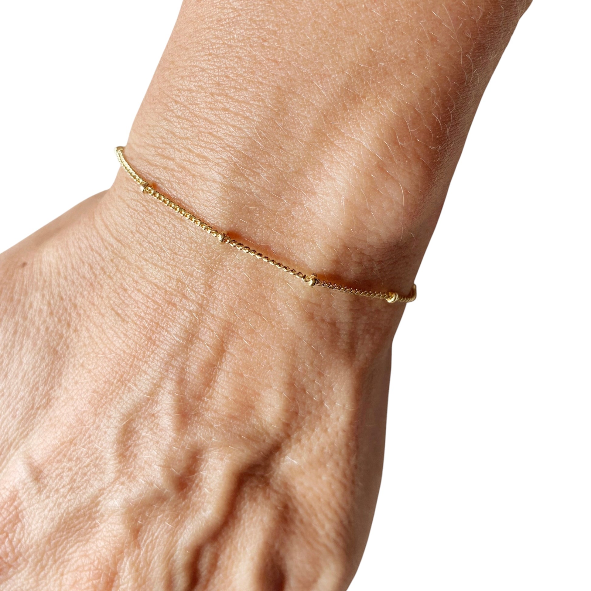 Skillus 18K Gold FilledSatellite Chain Bracelet on wrist
