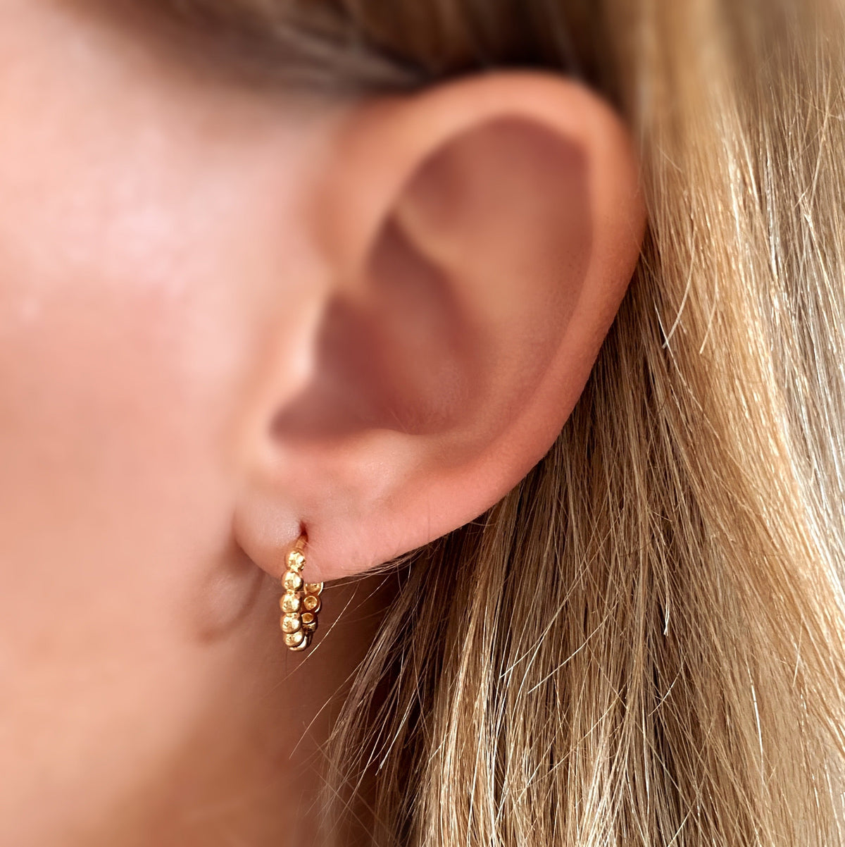 Skillus 18k Gold Filled Beaded Clicker Hoop Earrings