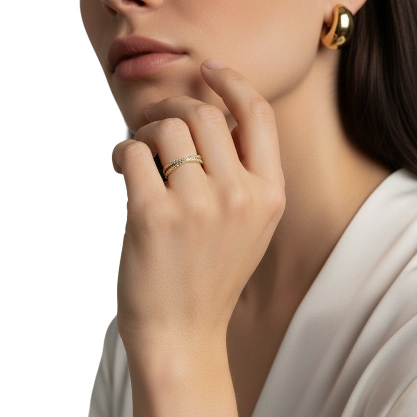 Skillus CZ X 18K Gold Filled Ring Model Closeup