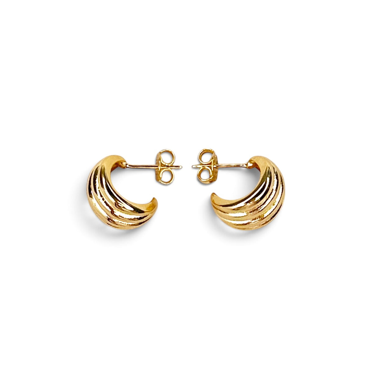 Skillus Curve Open Hoop Earrings Sideview