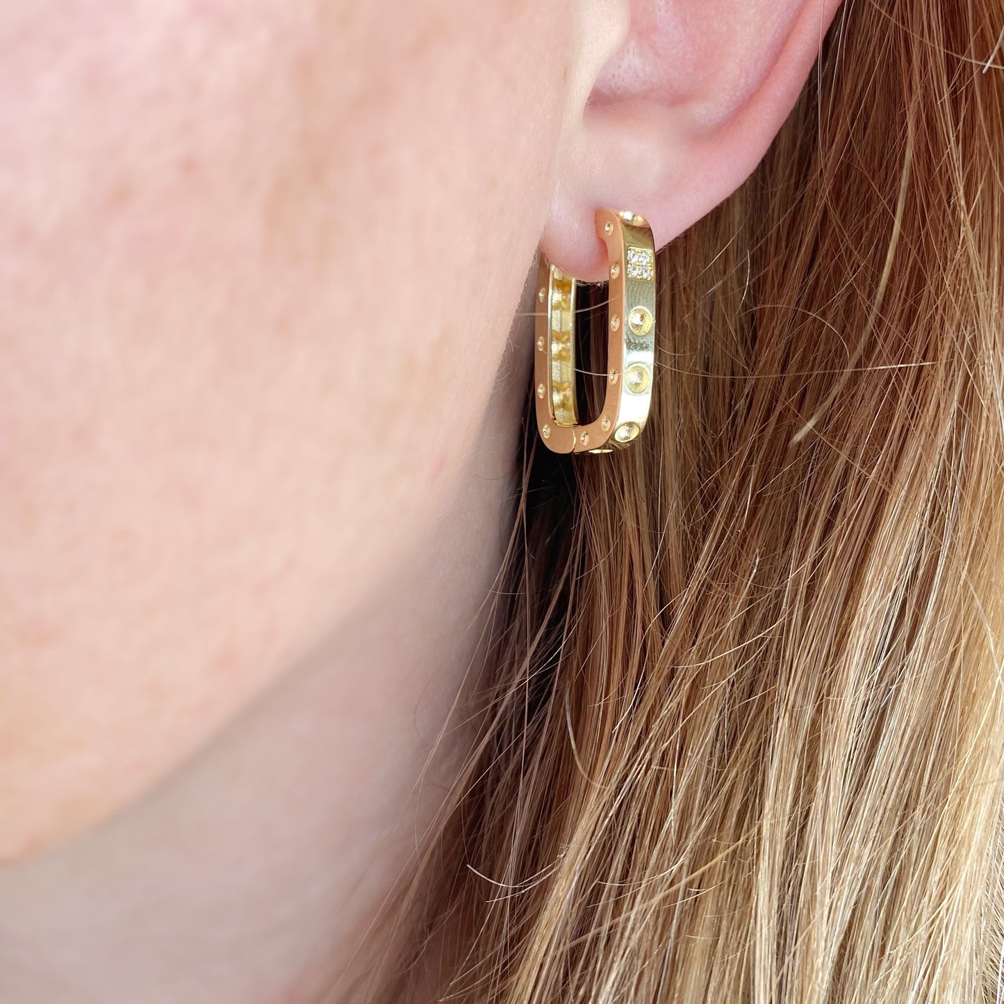 Skillus Rectangular CZ Huggie 18K Gold Filled Hoop Earrings on Model