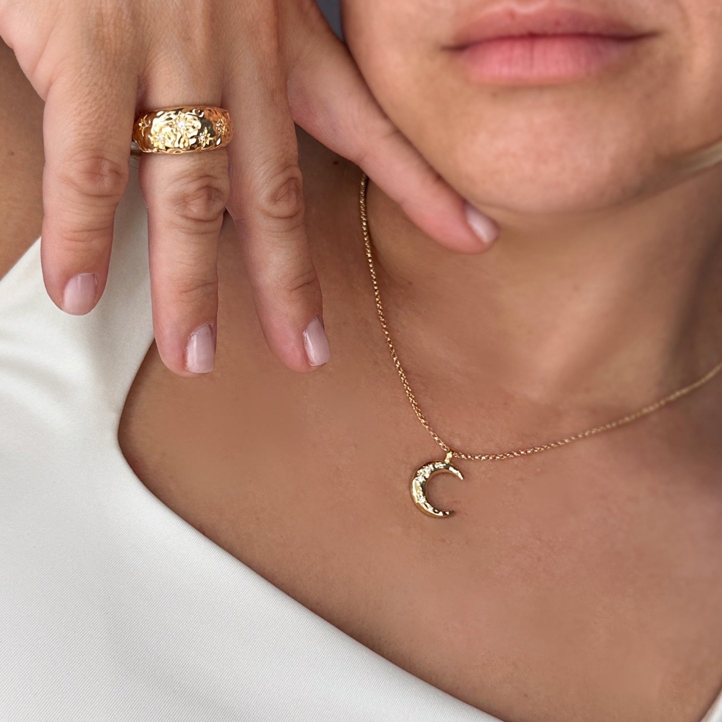 Hammered Moon CZ 6mm 18K Gold Filled Ring