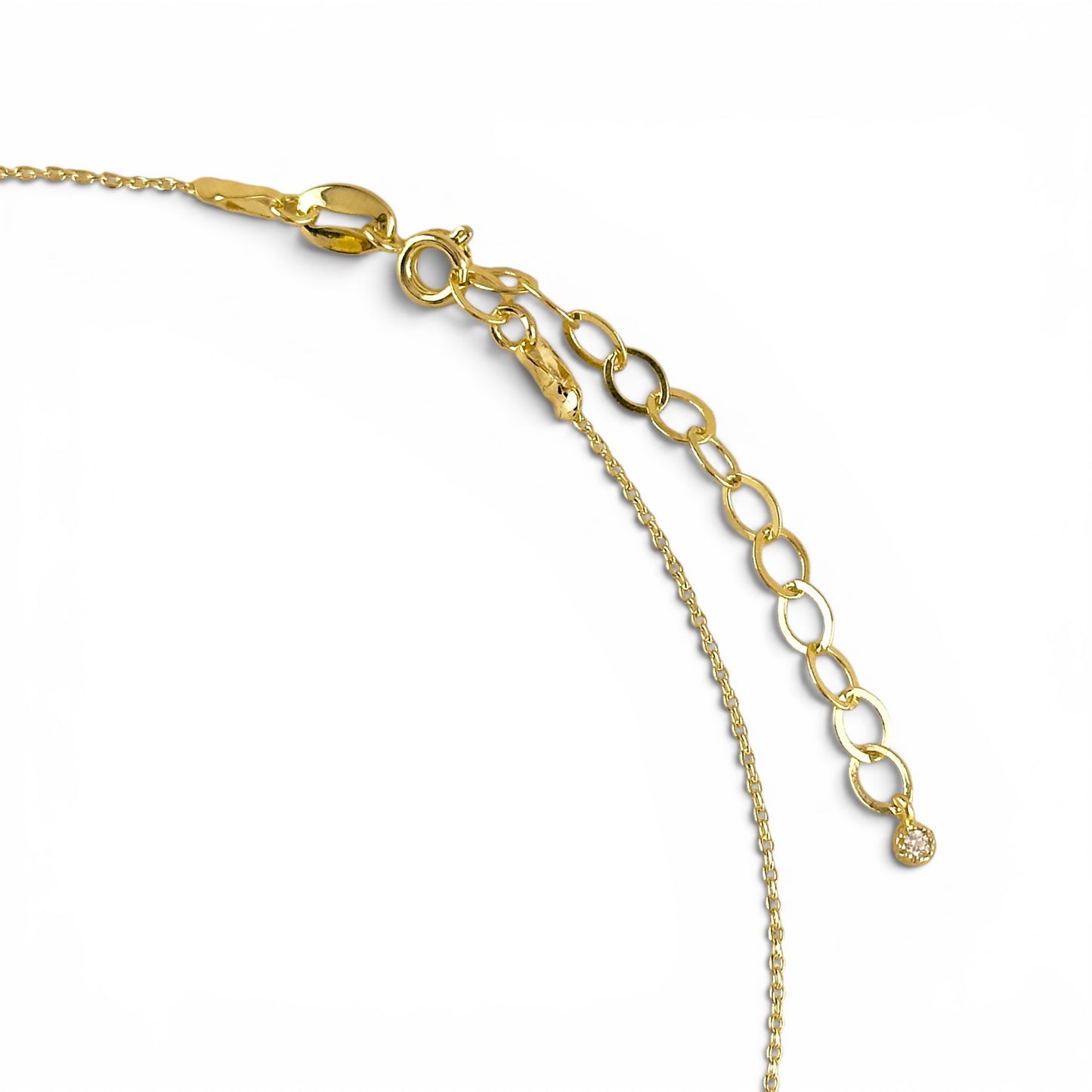 closeup on chain closure