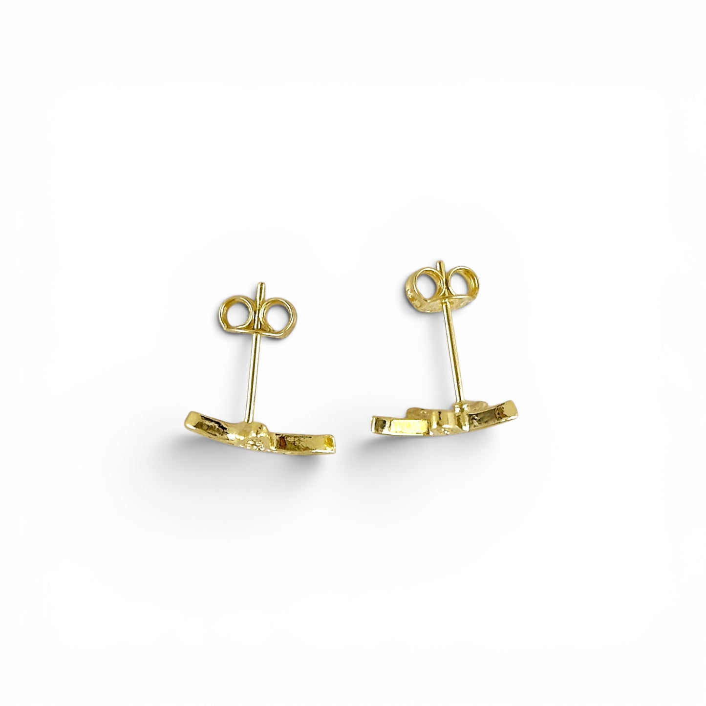 18K Gold Filled sea star studs showing gold-framed edges