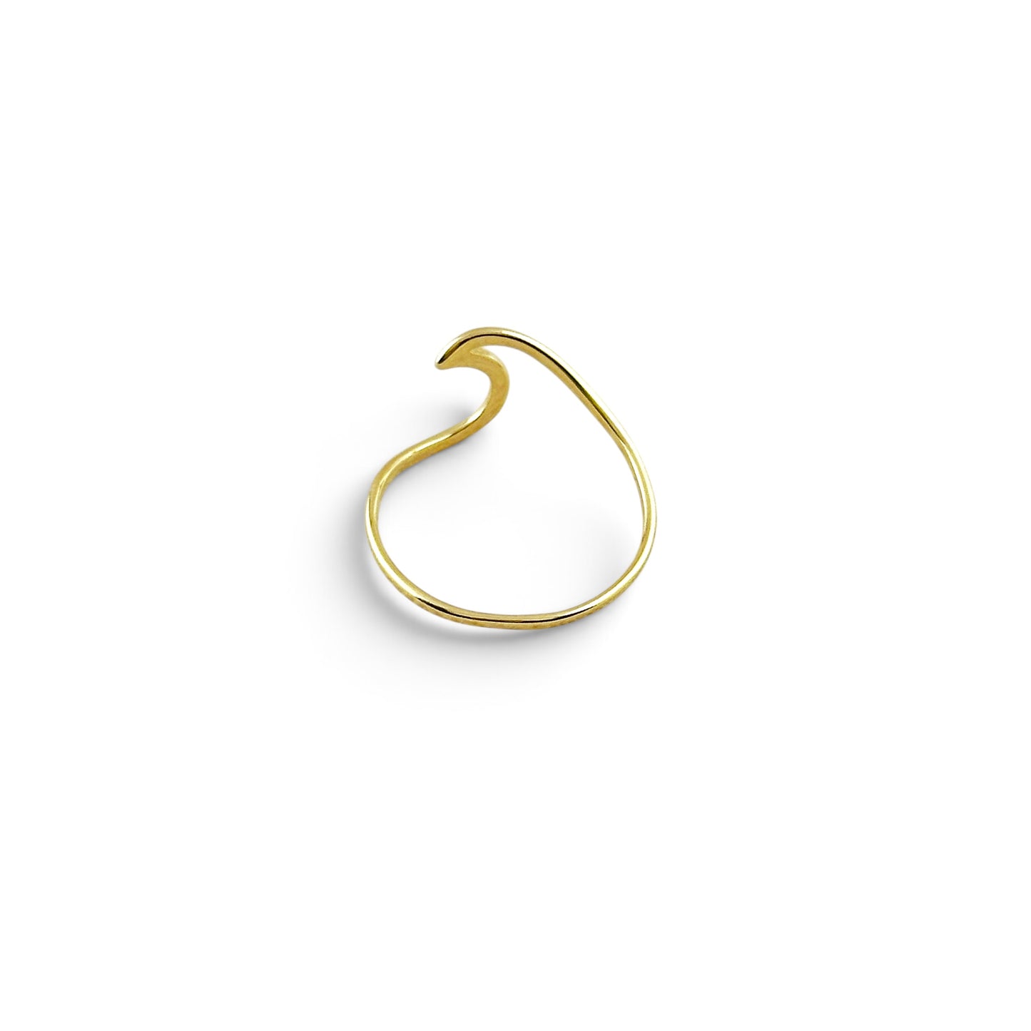 skillus Wave Ring in 18K Gold Filled closeup