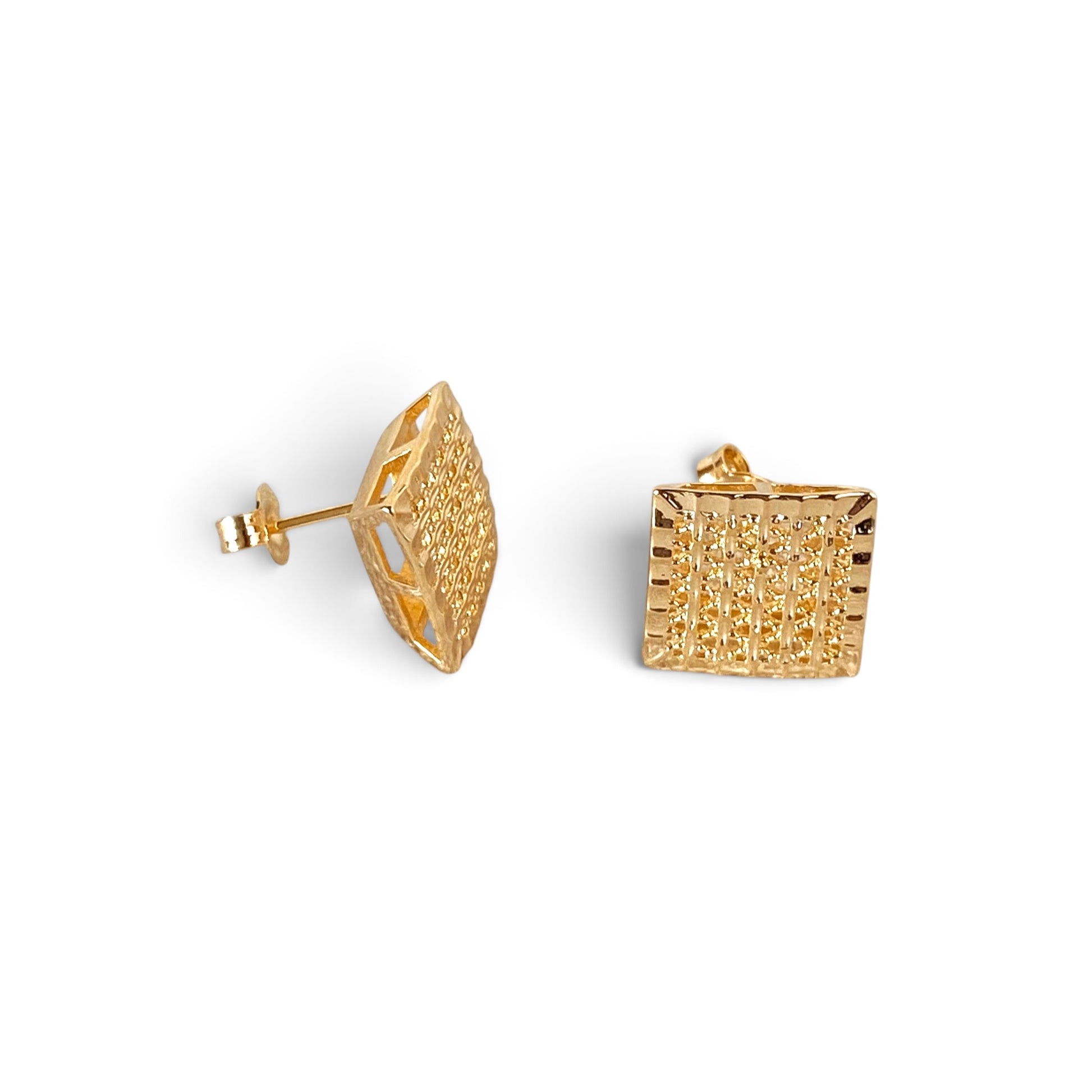 skillus gold filled square stud on white background